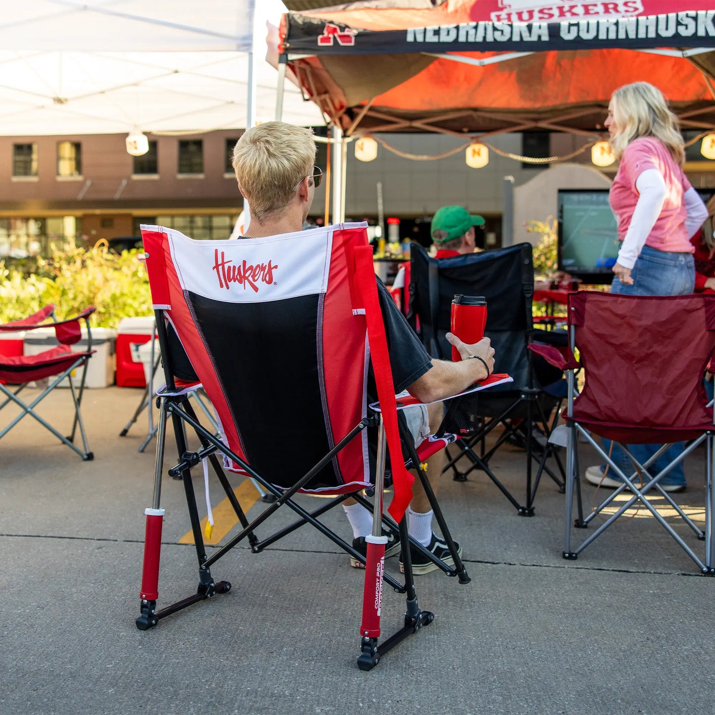 College Comfort Pro Rocker™ - Nebraska Cornhuskers - Ready Routine