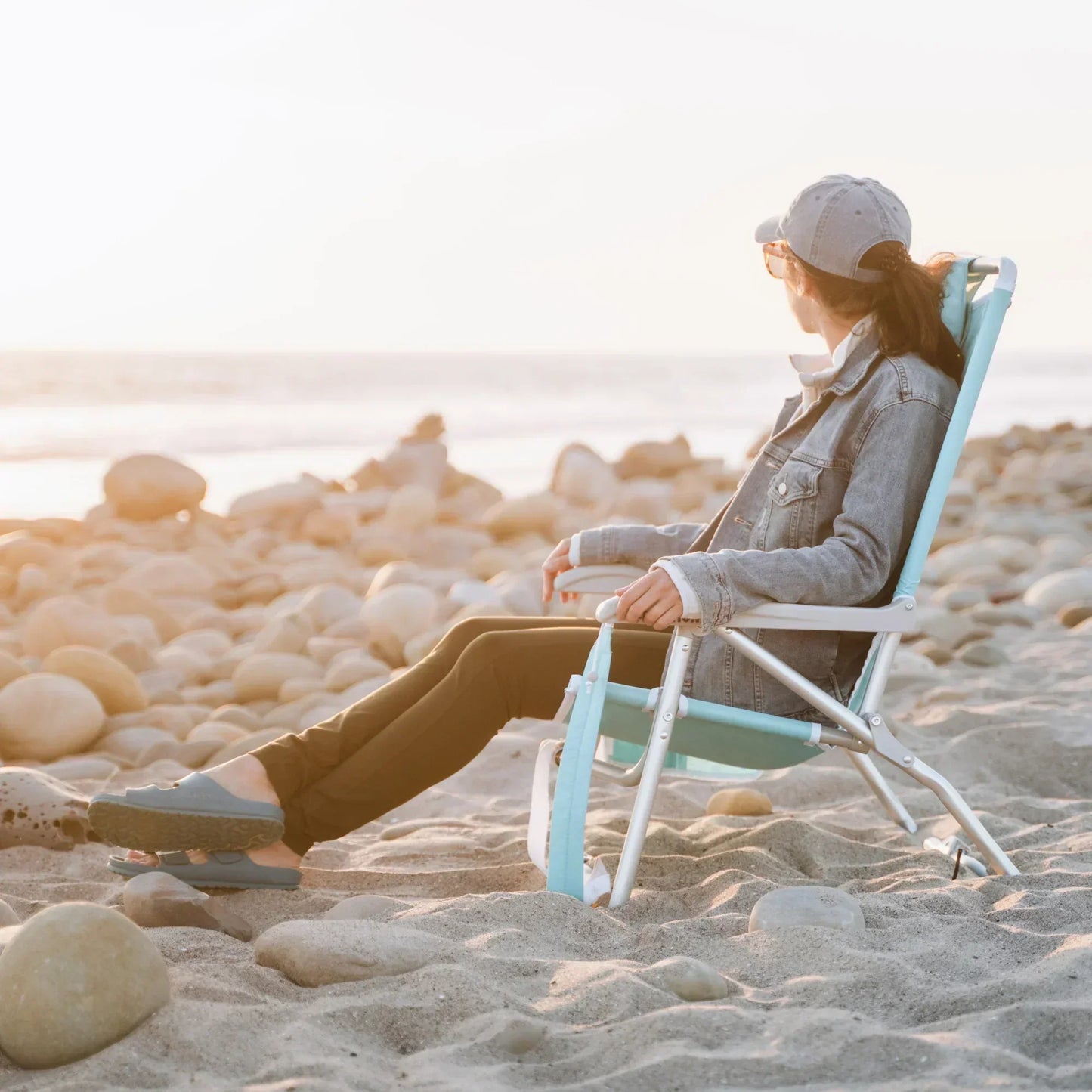 Bi-Fold Beach Chair™ - Clean Bundle